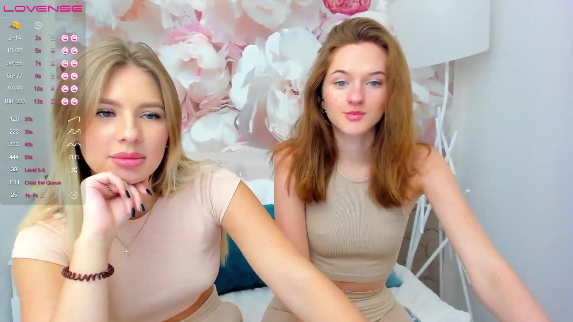 Gallery image thumbnail from MilaVox's myfreecams stream on, 11/26/2022, 14:59 image 8 of 20