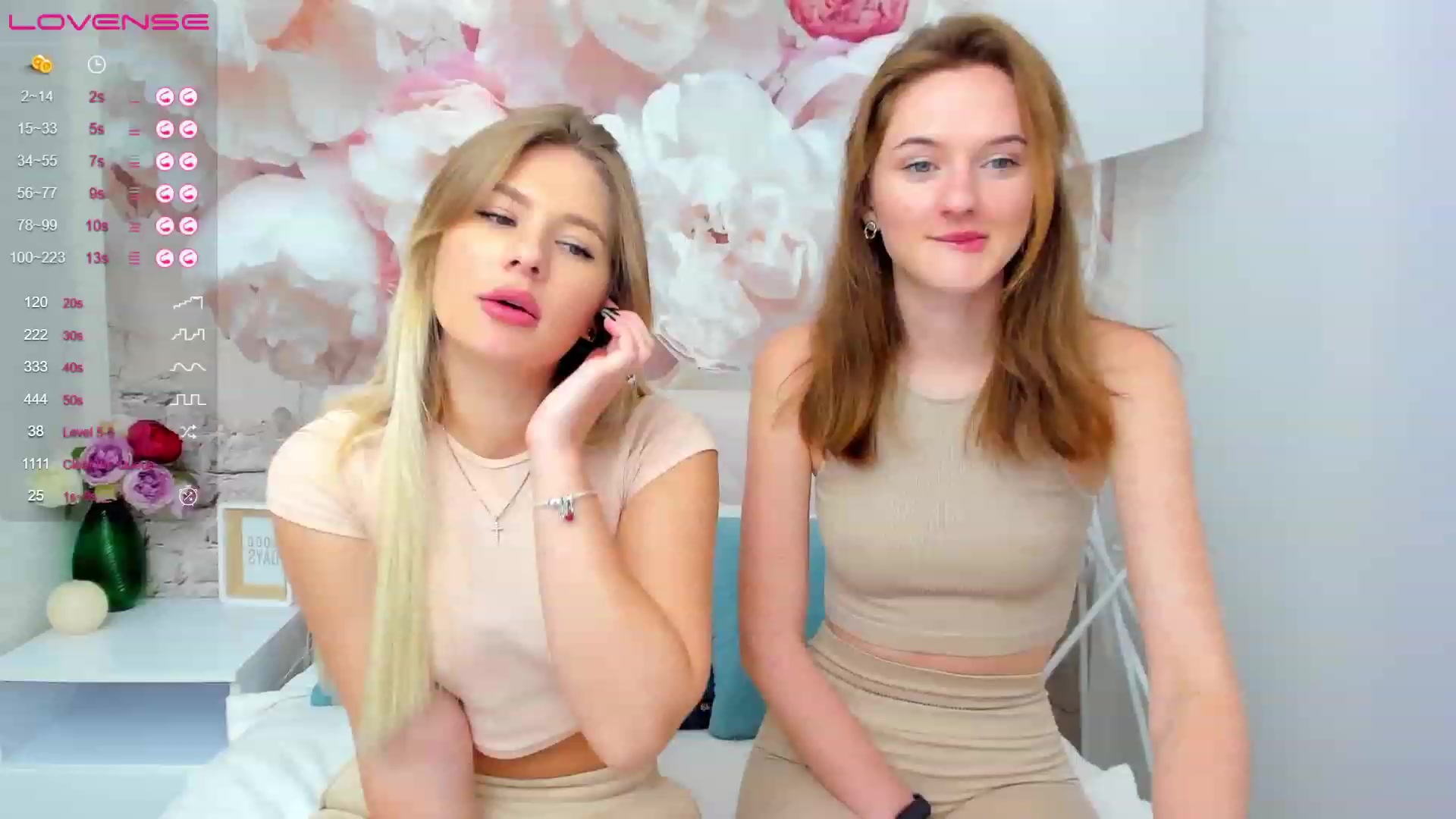 Gallery image thumbnail from MilaVox's myfreecams stream on, 11/26/2022, 15:41 image 14 of 20