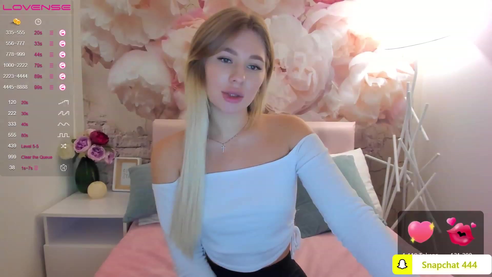 Gallery image thumbnail from MilaVox's myfreecams stream on, 12/03/2022, 11:44 image 10 of 20
