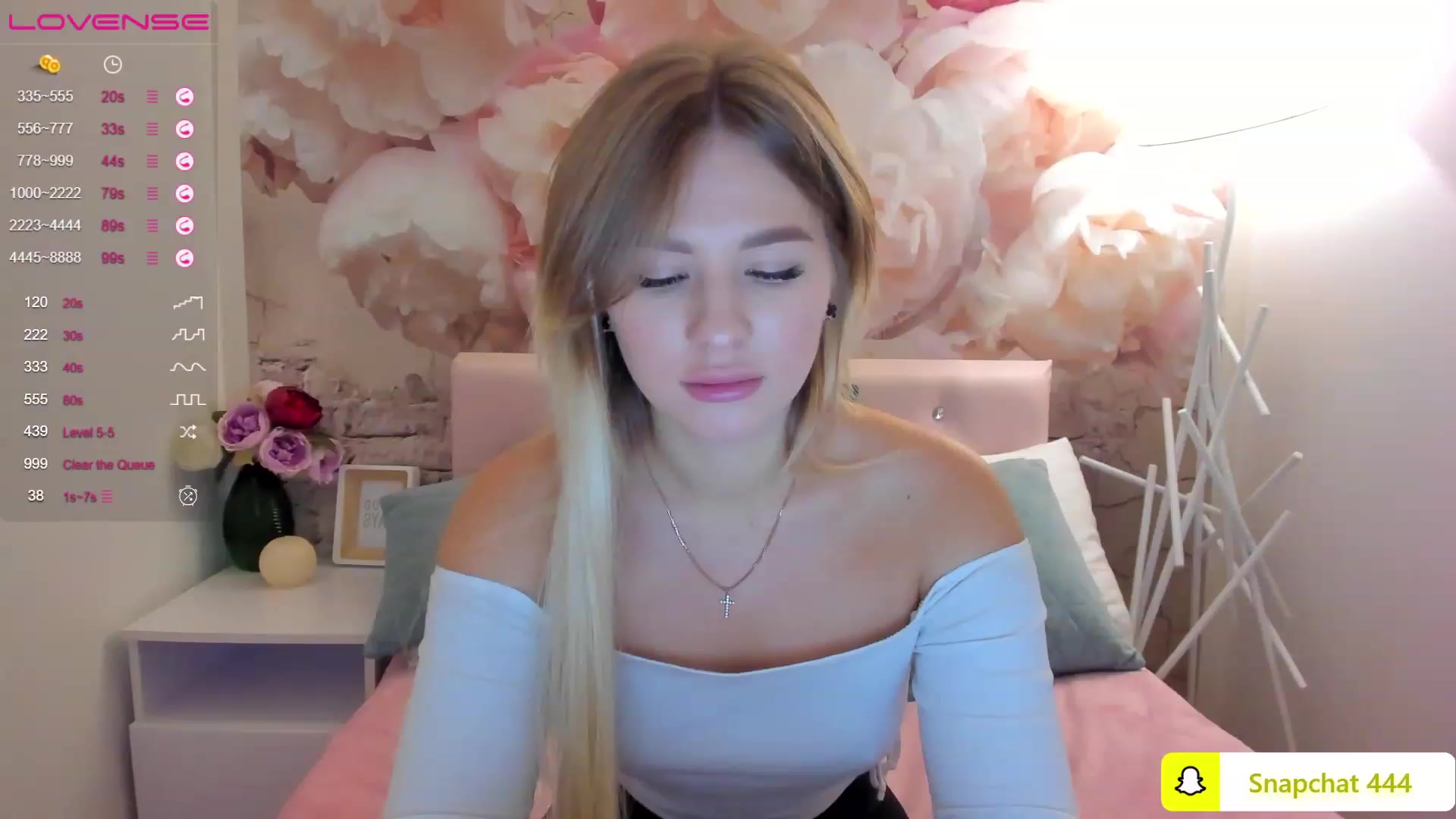 Gallery image thumbnail from MilaVox's myfreecams stream on, 12/03/2022, 11:44 image 4 of 20