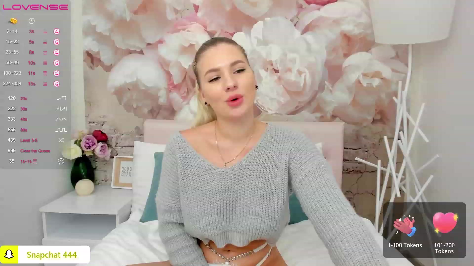Gallery image thumbnail from MilaVox's myfreecams stream on, 12/07/2022, 19:10 image 7 of 20