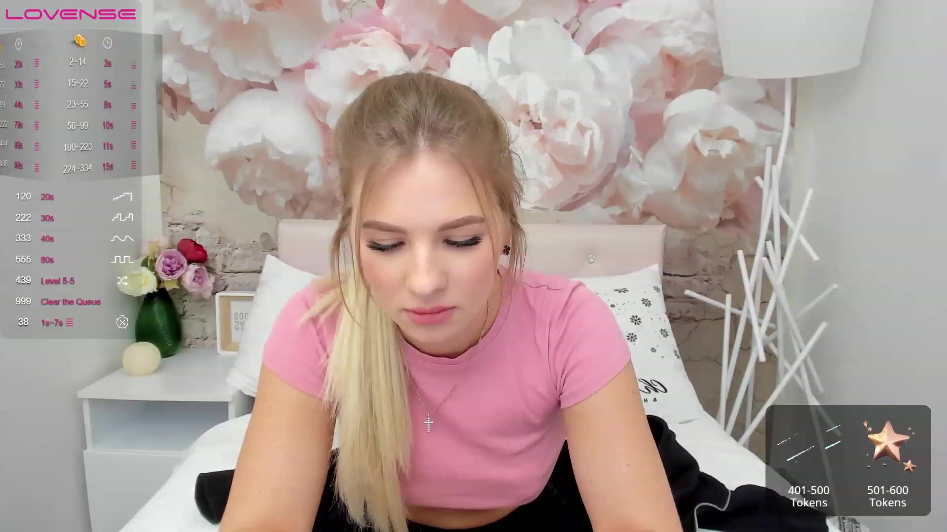 Gallery image thumbnail from MilaVox's myfreecams stream on, 12/10/2022, 18:52 image 6 of 20