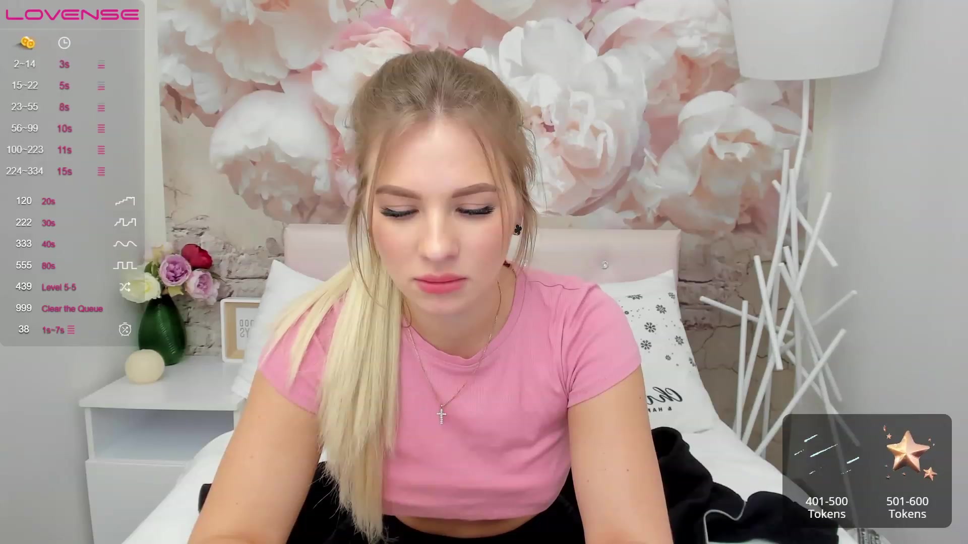 Gallery image thumbnail from MilaVox's myfreecams stream on, 12/10/2022, 18:52 image 10 of 20