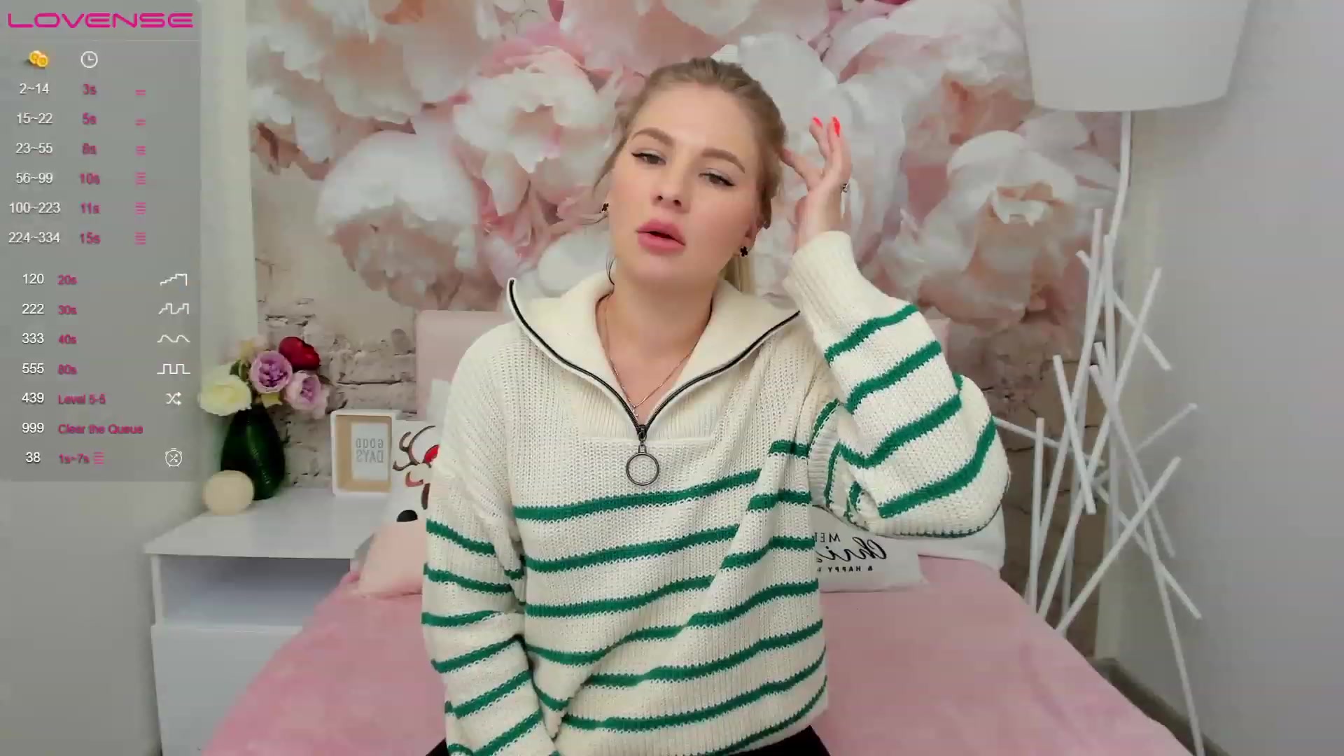 Gallery image thumbnail from MilaVox's myfreecams stream on, 12/10/2022, 19:28 image 17 of 20