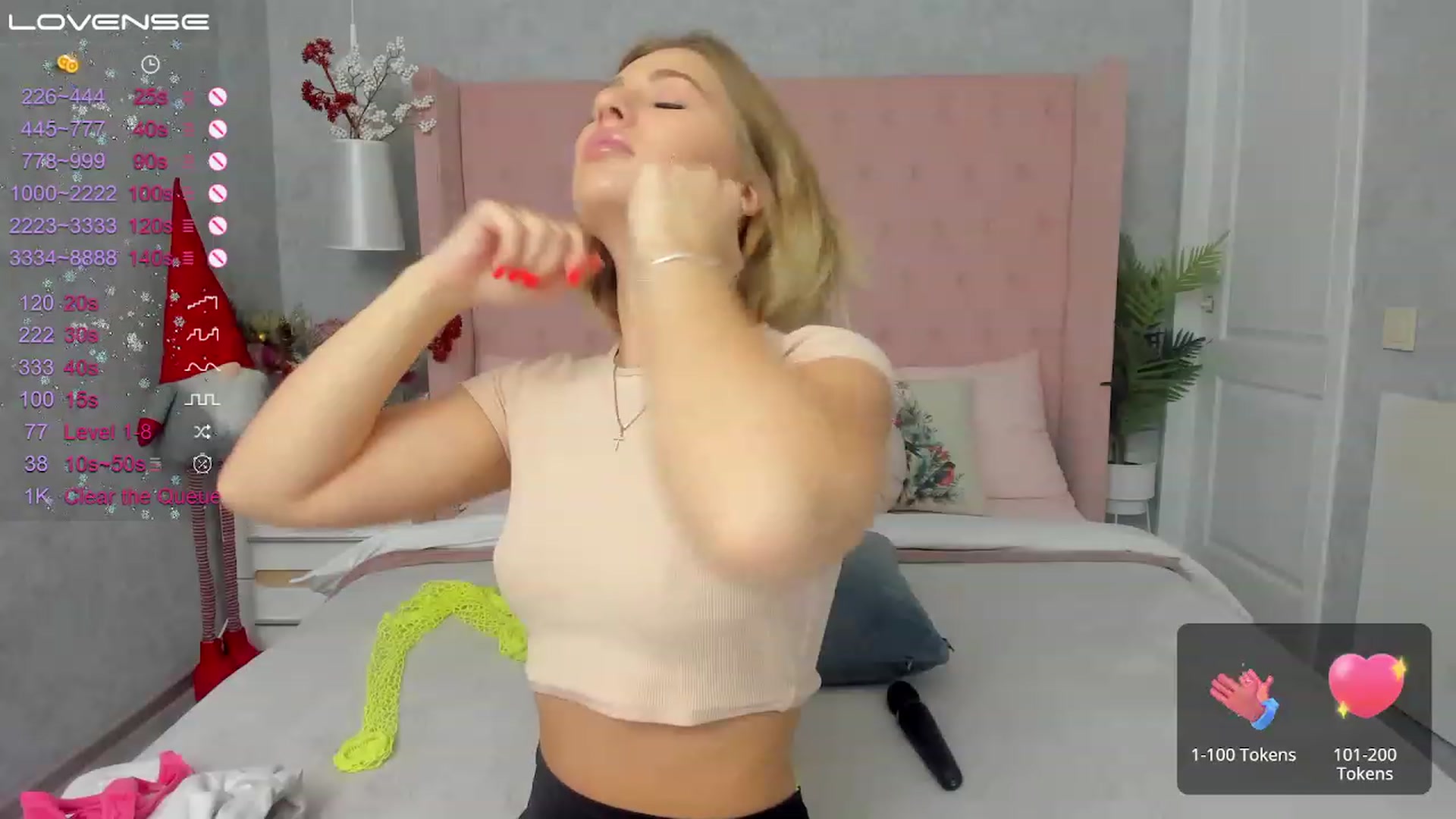 Gallery image thumbnail from MilaVox's myfreecams stream on, 12/16/2022, 14:38 image 14 of 20