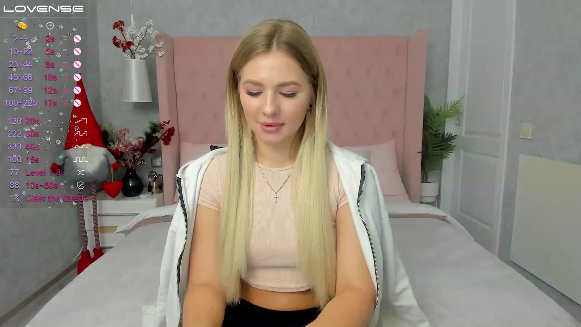 Gallery image thumbnail from MilaVox's myfreecams stream on, 12/16/2022, 14:38 image 19 of 20