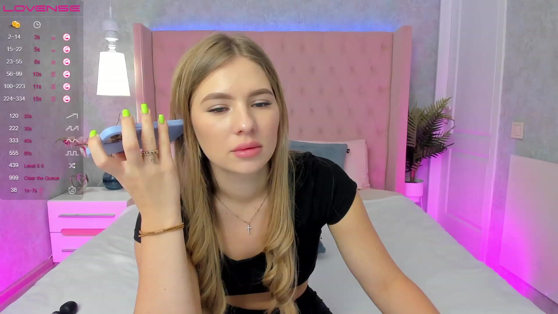 Gallery image thumbnail from MilaVox's myfreecams stream on, 01/25/2023, 14:41 image 14 of 20
