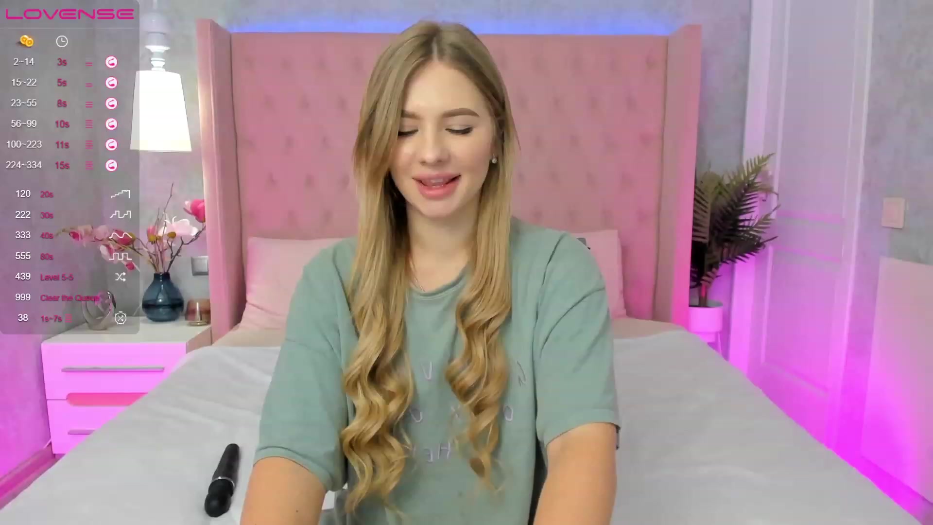 Gallery image thumbnail from MilaVox's myfreecams stream on, 01/25/2023, 15:29 image 19 of 20