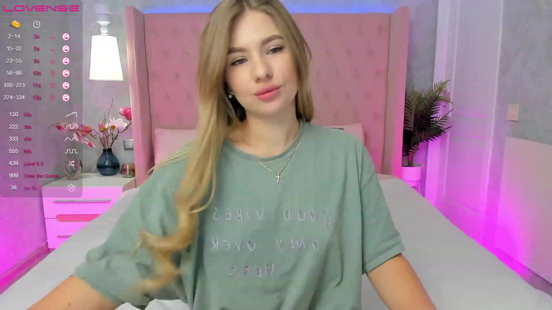 Gallery image thumbnail from MilaVox's myfreecams stream on, 01/25/2023, 15:50 image 12 of 20