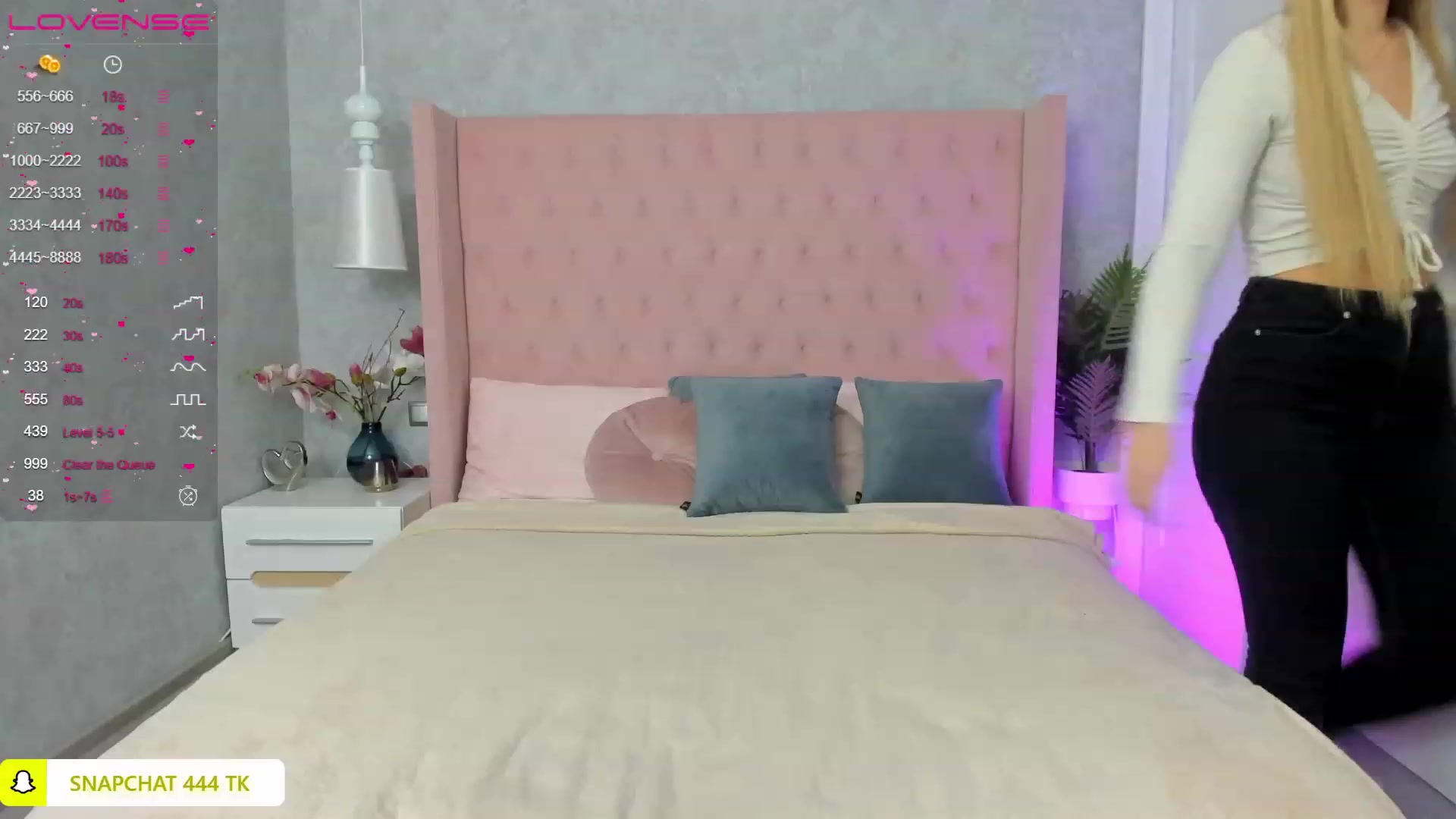 Gallery image thumbnail from MilaVox's myfreecams stream on, 02/01/2023, 19:25 image 20 of 20