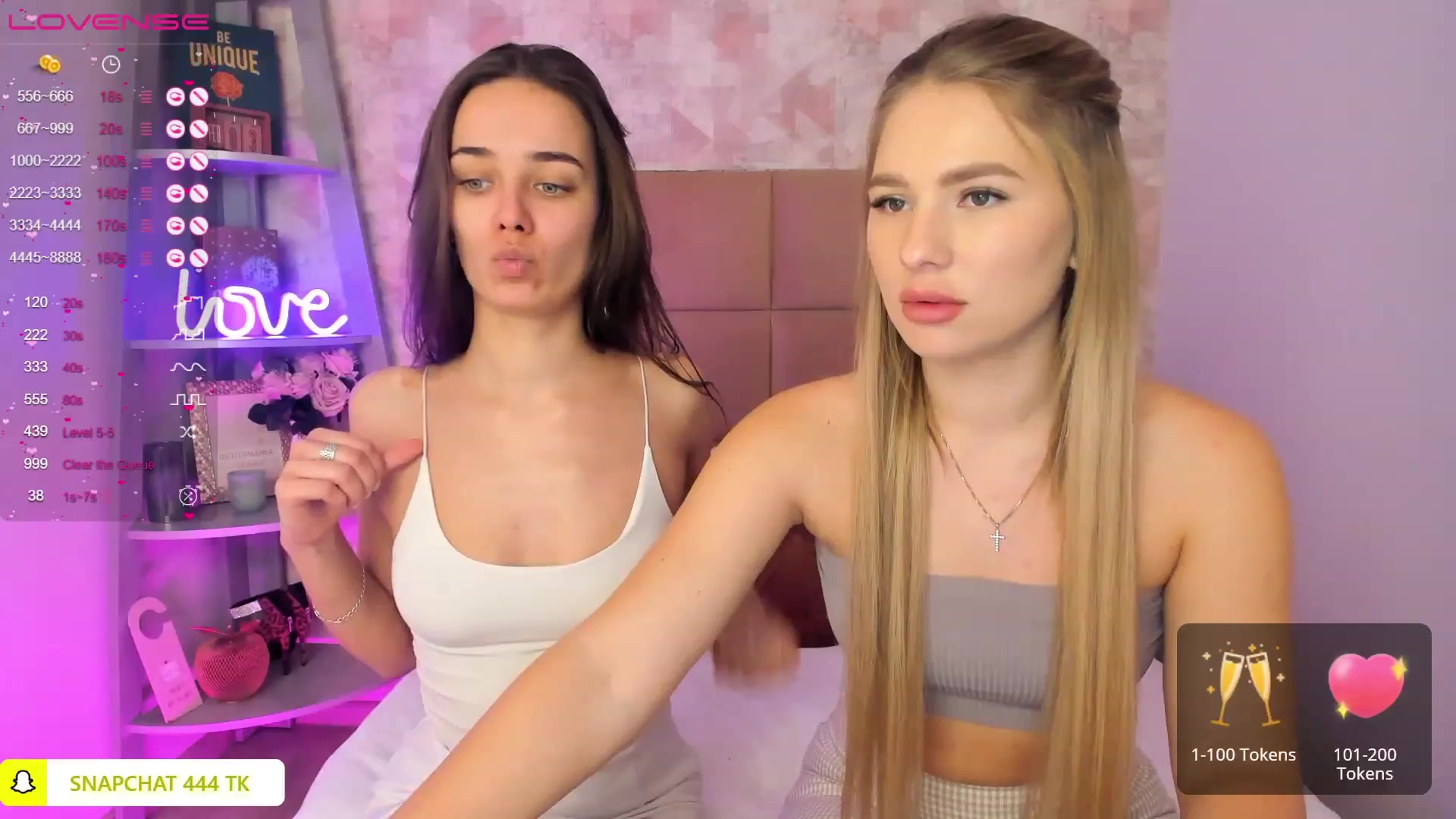 Gallery image thumbnail from MilaVox's myfreecams stream on, 02/05/2023, 13:23 image 4 of 20