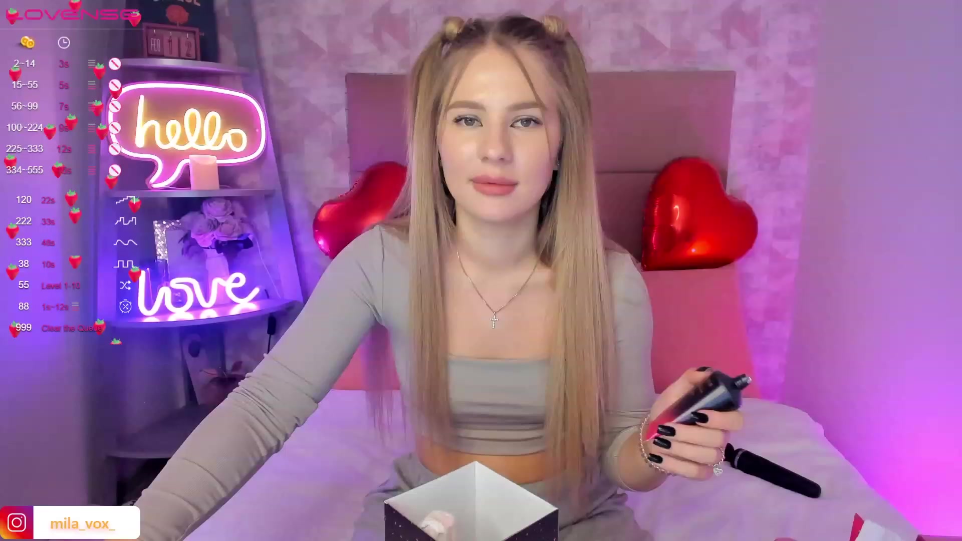 Gallery image thumbnail from MilaVox's myfreecams stream on, 02/14/2023, 19:30 image 9 of 20
