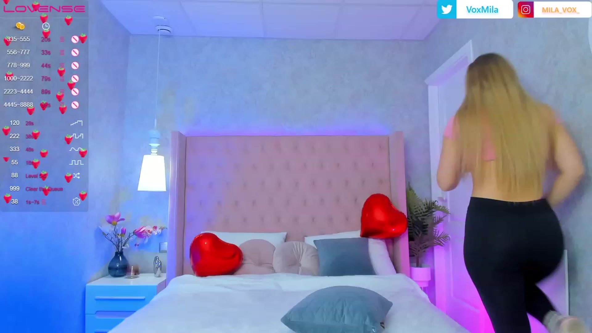Gallery image thumbnail from MilaVox's myfreecams stream on, 02/15/2023, 16:57 image 10 of 20