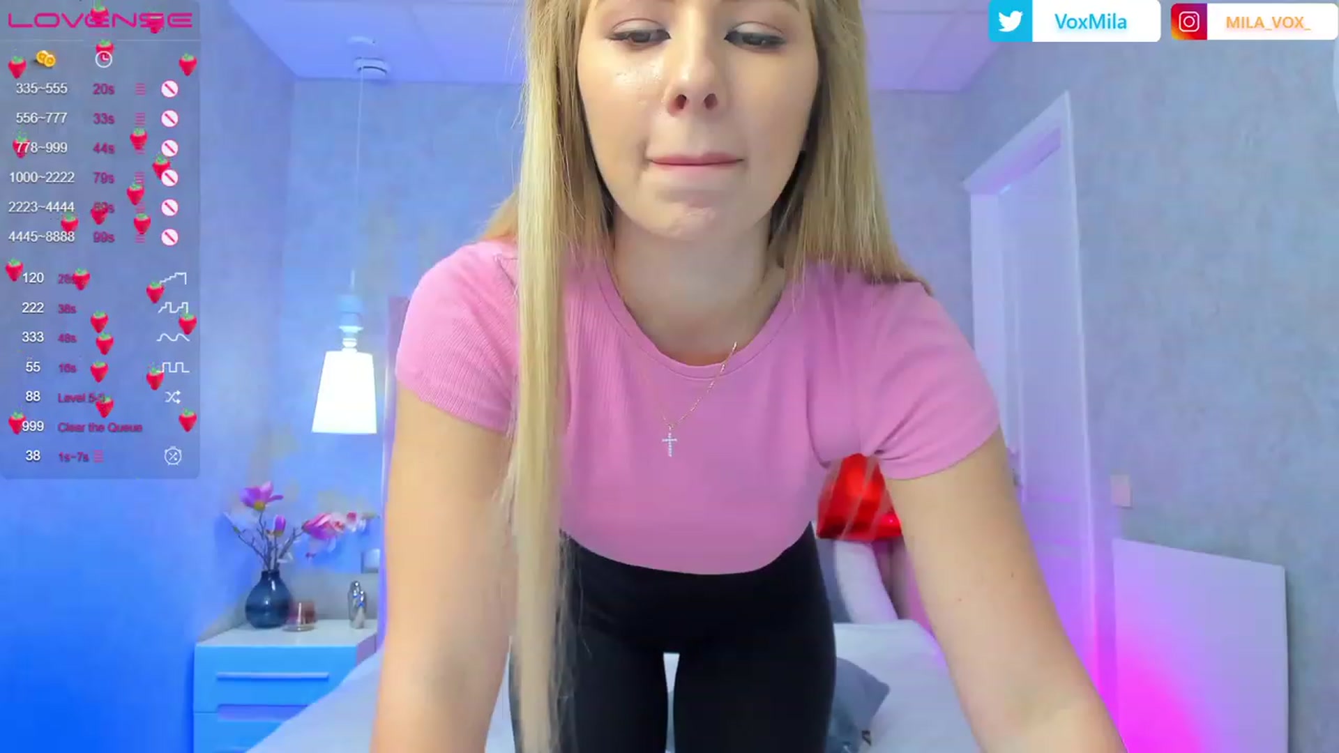 Gallery image thumbnail from MilaVox's myfreecams stream on, 02/15/2023, 16:57 image 15 of 20