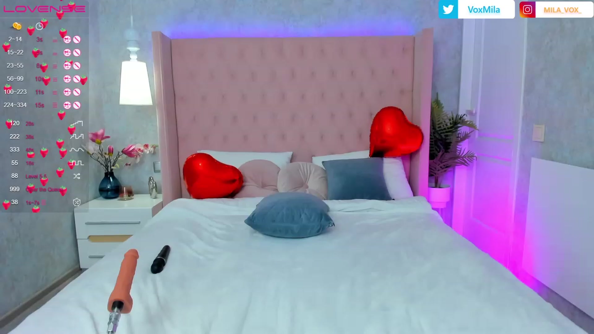 Gallery image thumbnail from MilaVox's myfreecams stream on, 02/15/2023, 19:33 image 16 of 20