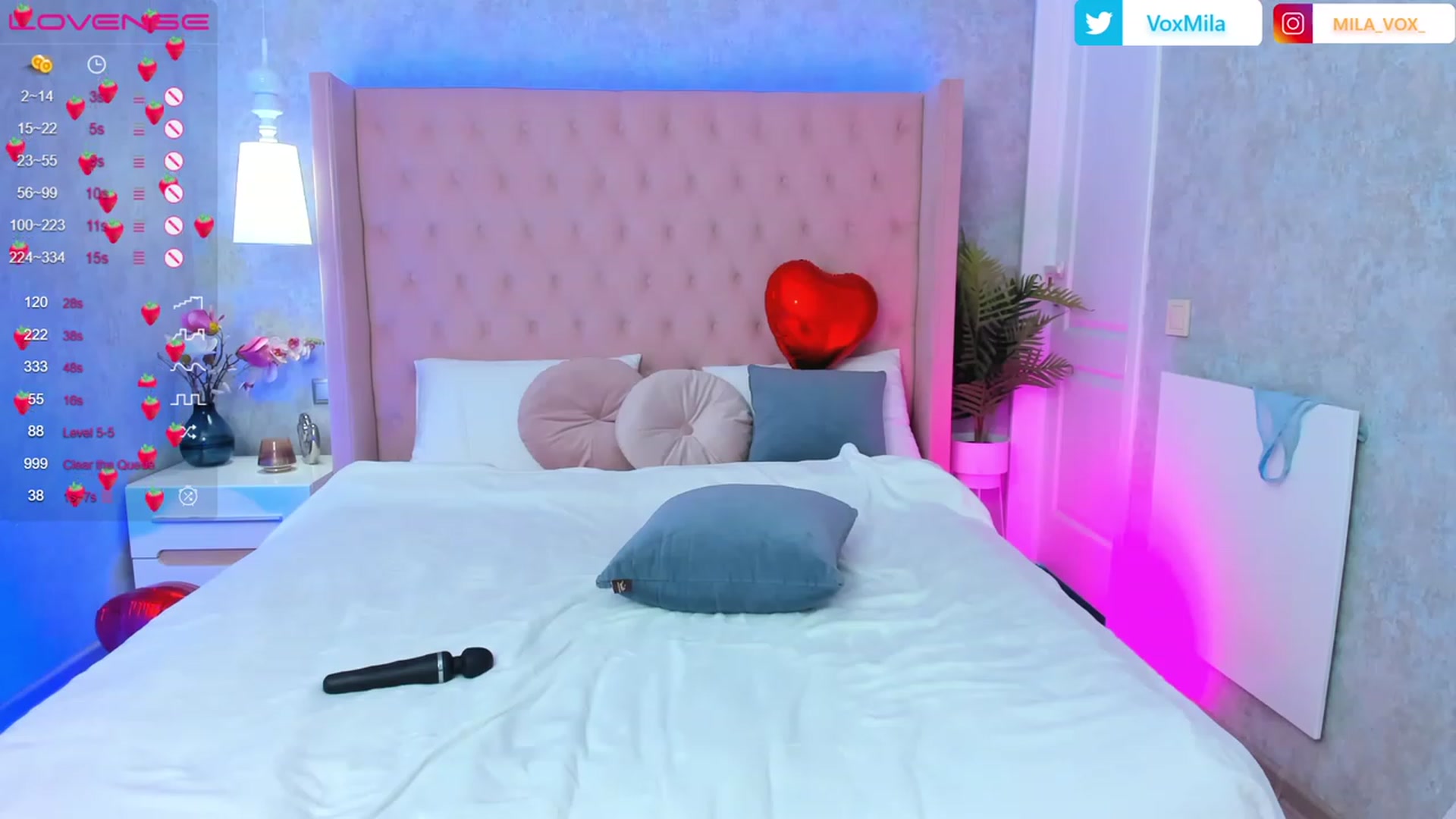 Gallery image thumbnail from MilaVox's myfreecams stream on, 02/17/2023, 19:06 image 10 of 20