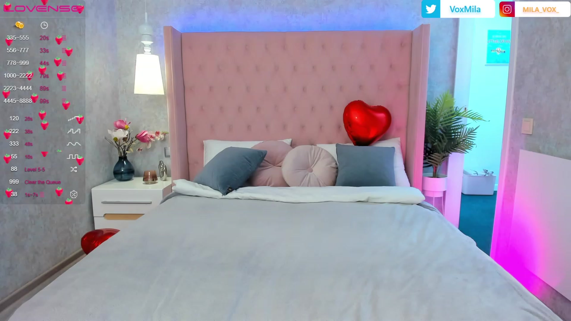 Gallery image thumbnail from MilaVox's myfreecams stream on, 02/17/2023, 19:26 image 16 of 20