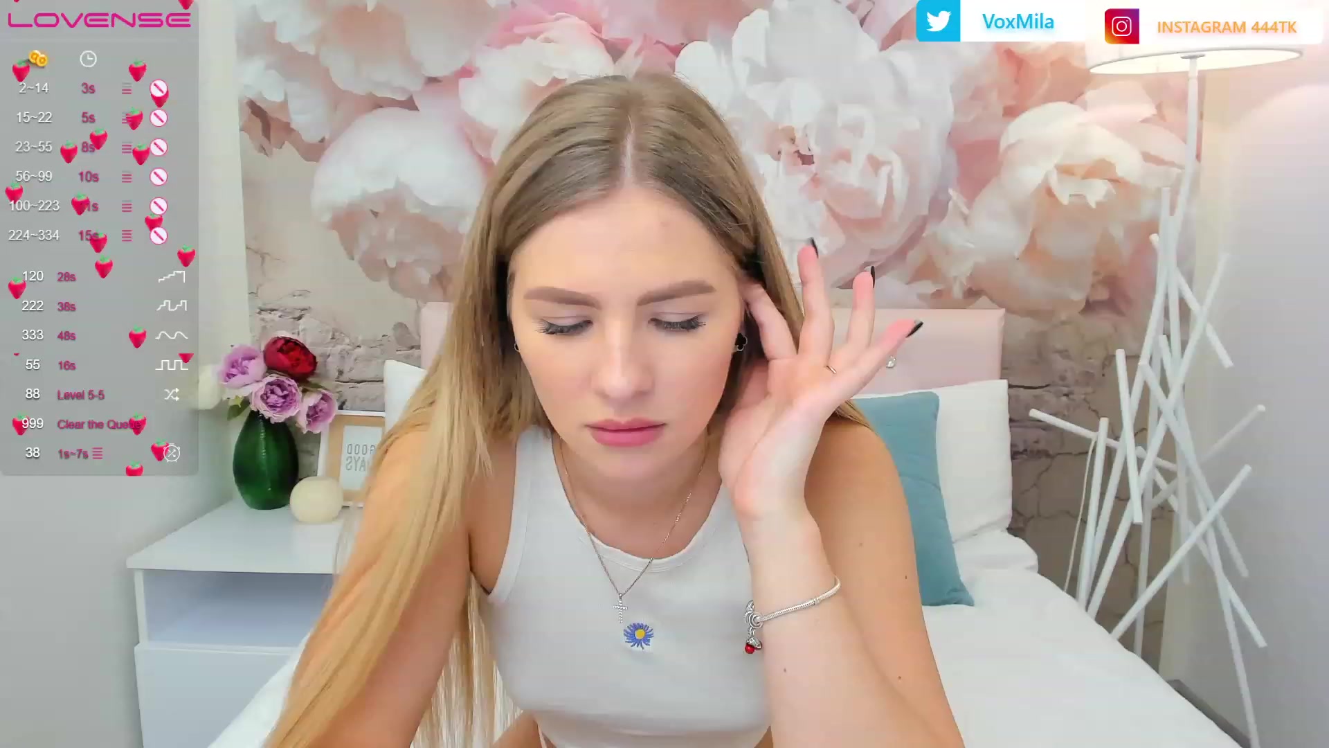 Gallery image thumbnail from MilaVox's myfreecams stream on, 02/19/2023, 19:00 image 12 of 20