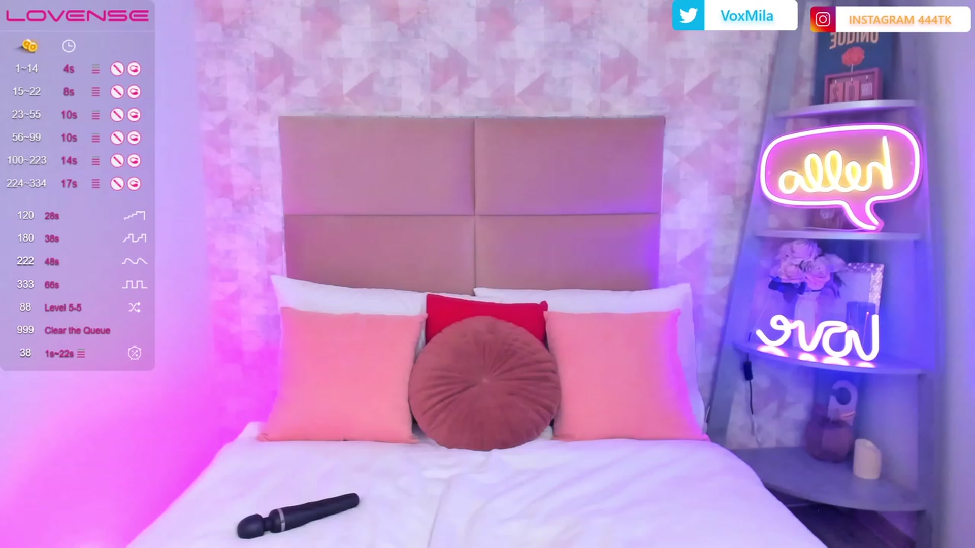 Gallery image thumbnail from MilaVox's myfreecams stream on, 03/03/2023, 16:00 image 14 of 20