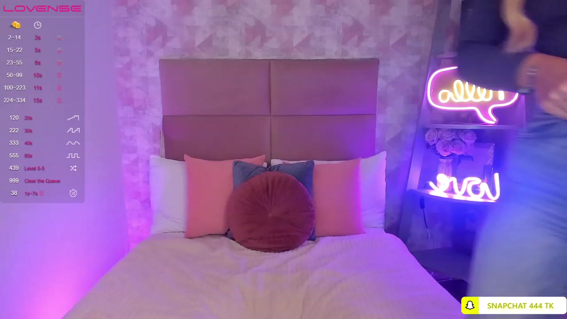 Gallery image thumbnail from MilaVox's myfreecams stream on, 03/28/2023, 11:58 image 18 of 20