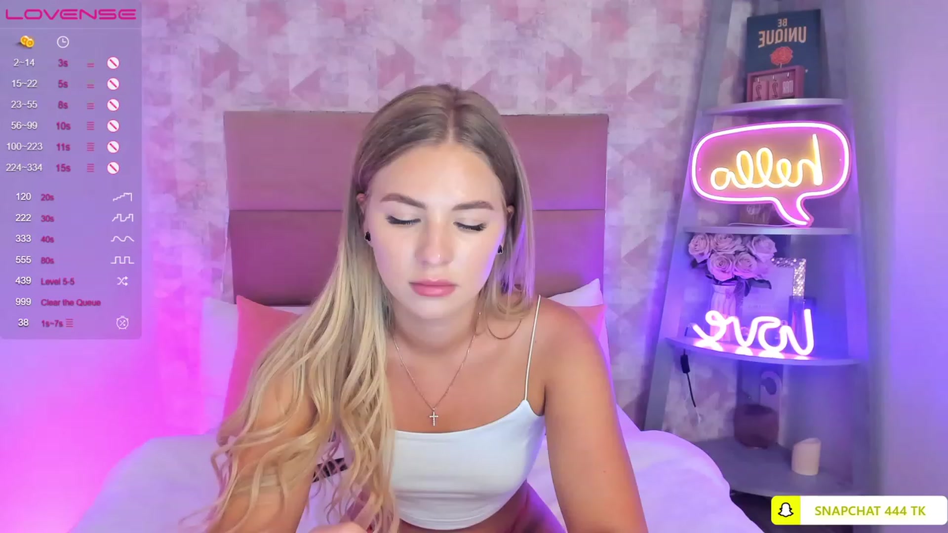 Gallery image thumbnail from MilaVox's myfreecams stream on, 03/31/2023, 18:27 image 3 of 20