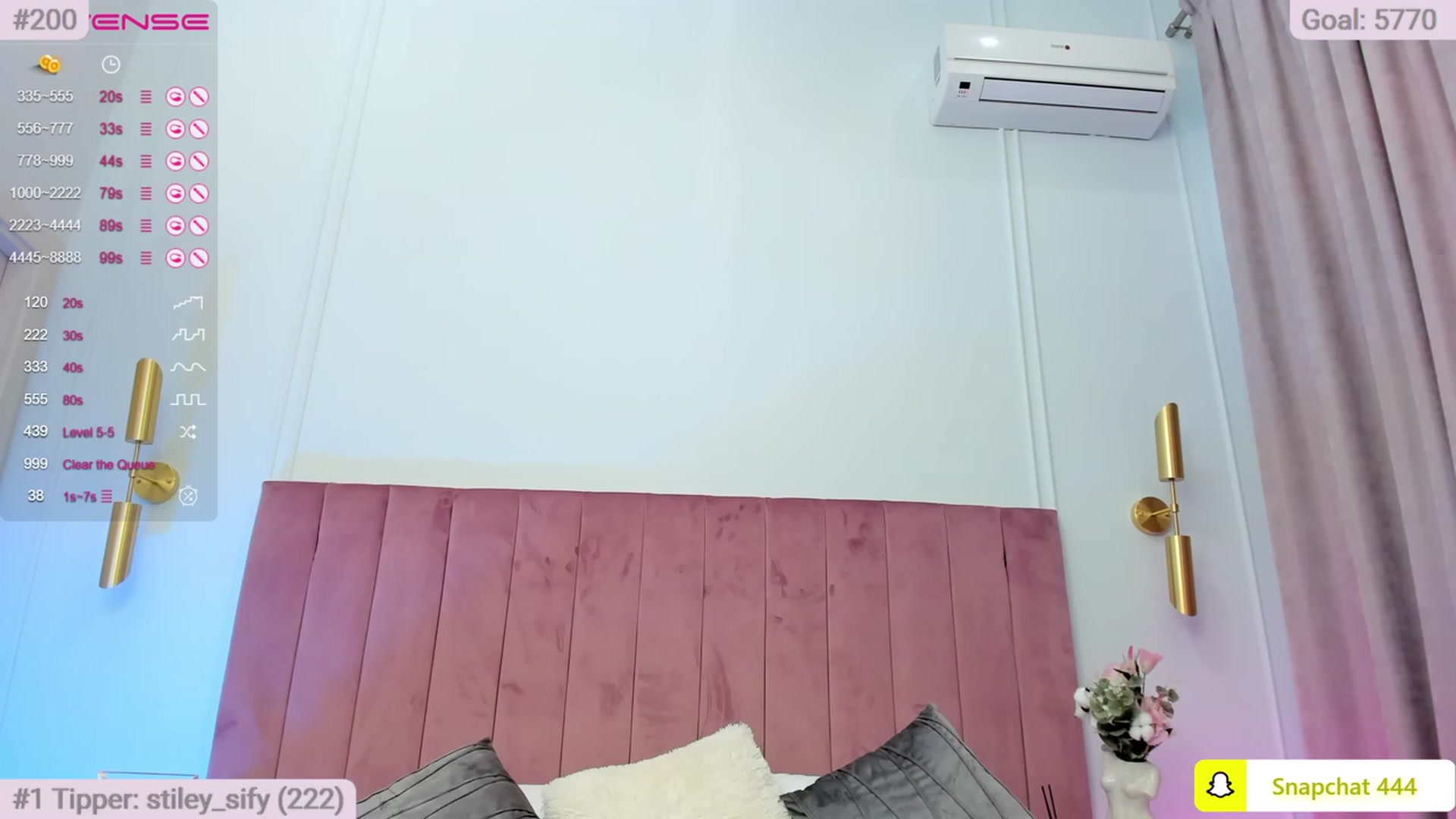 Gallery image thumbnail from MilaVox's myfreecams stream on, 04/23/2023, 13:35 image 16 of 20