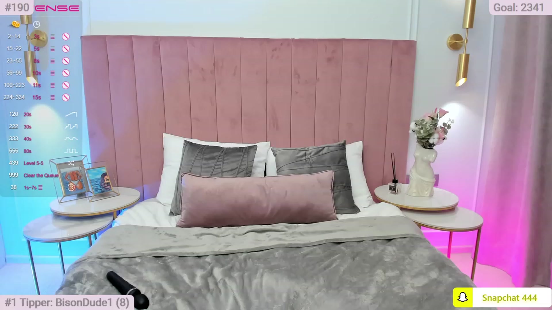 Gallery image thumbnail from MilaVox's myfreecams stream on, 04/23/2023, 18:22 image 9 of 20