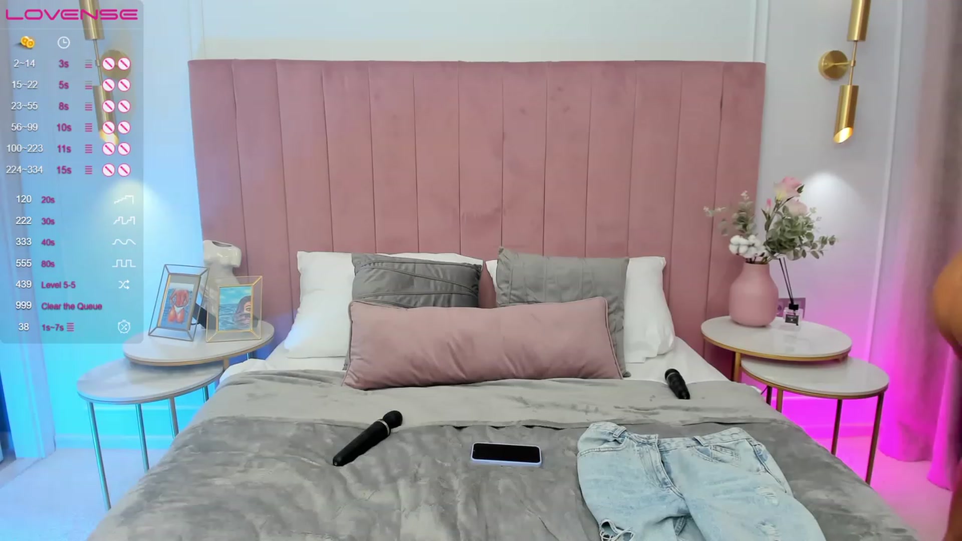 Gallery image thumbnail from MilaVox's myfreecams stream on, 05/06/2023, 18:56 image 15 of 20