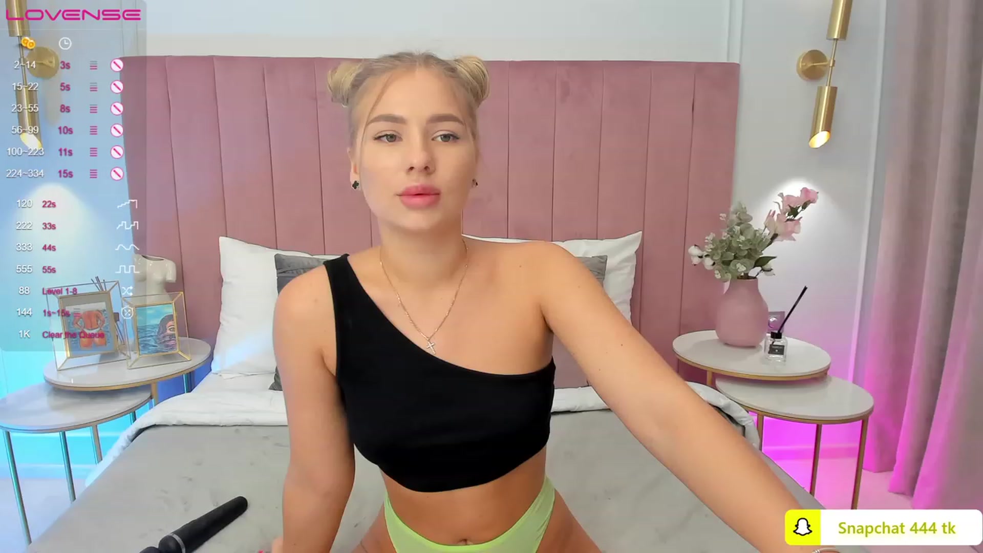 Gallery image thumbnail from MilaVox's myfreecams stream on, 05/30/2023, 10:24 image 9 of 20