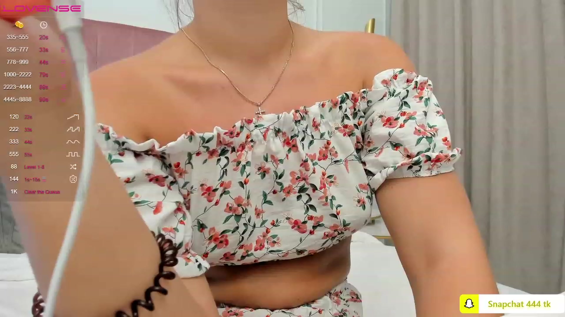 Gallery image thumbnail from MilaVox's myfreecams stream on, 06/14/2023, 19:00 image 19 of 20