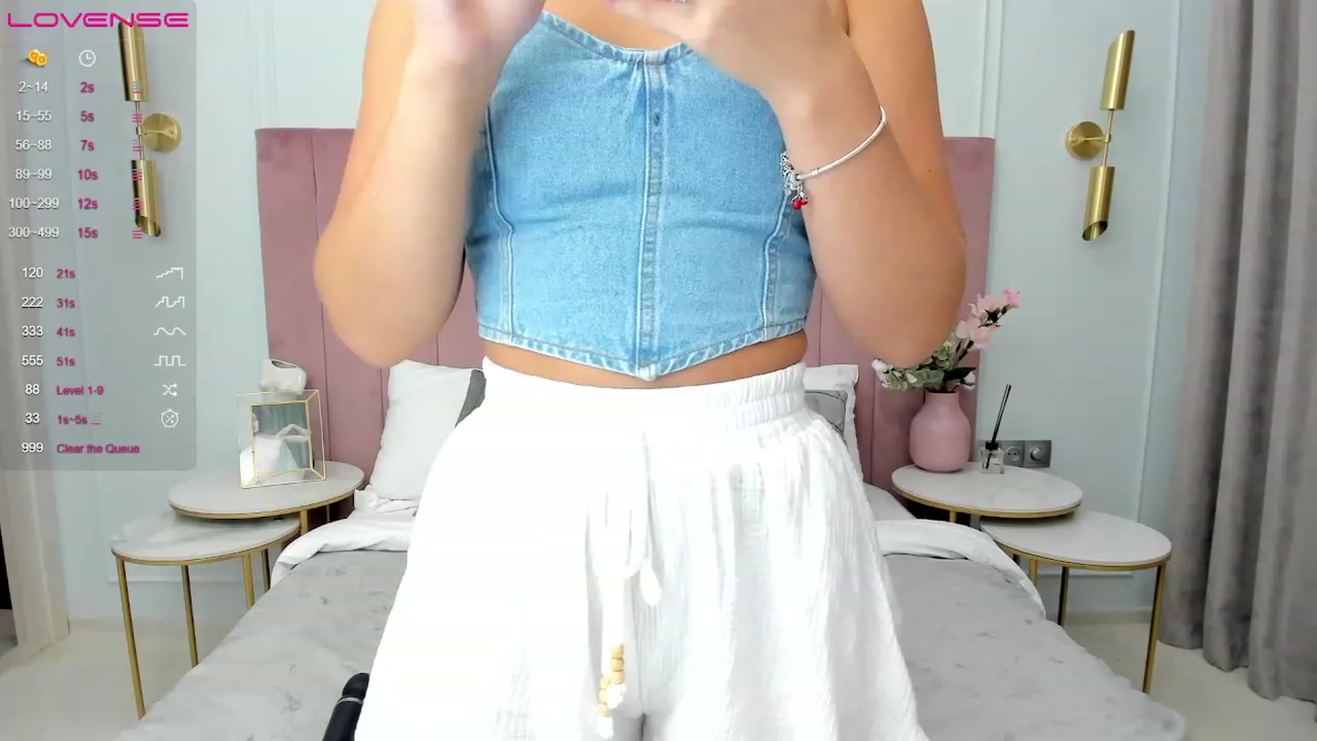 Gallery image thumbnail from MilaVox's myfreecams stream on, 06/25/2023, 18:59 image 20 of 20
