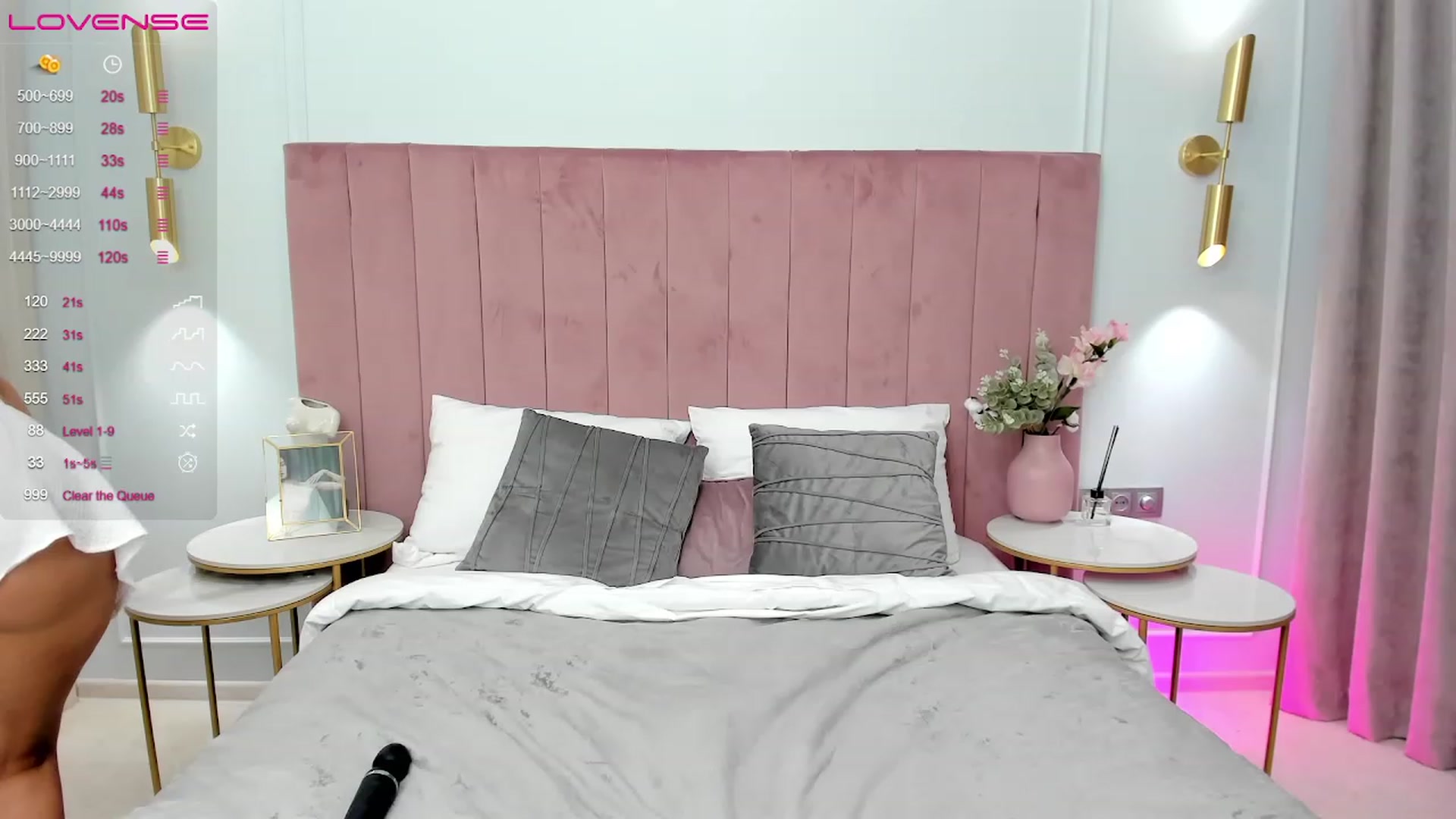 Gallery image thumbnail from MilaVox's myfreecams stream on, 06/25/2023, 18:59 image 9 of 20