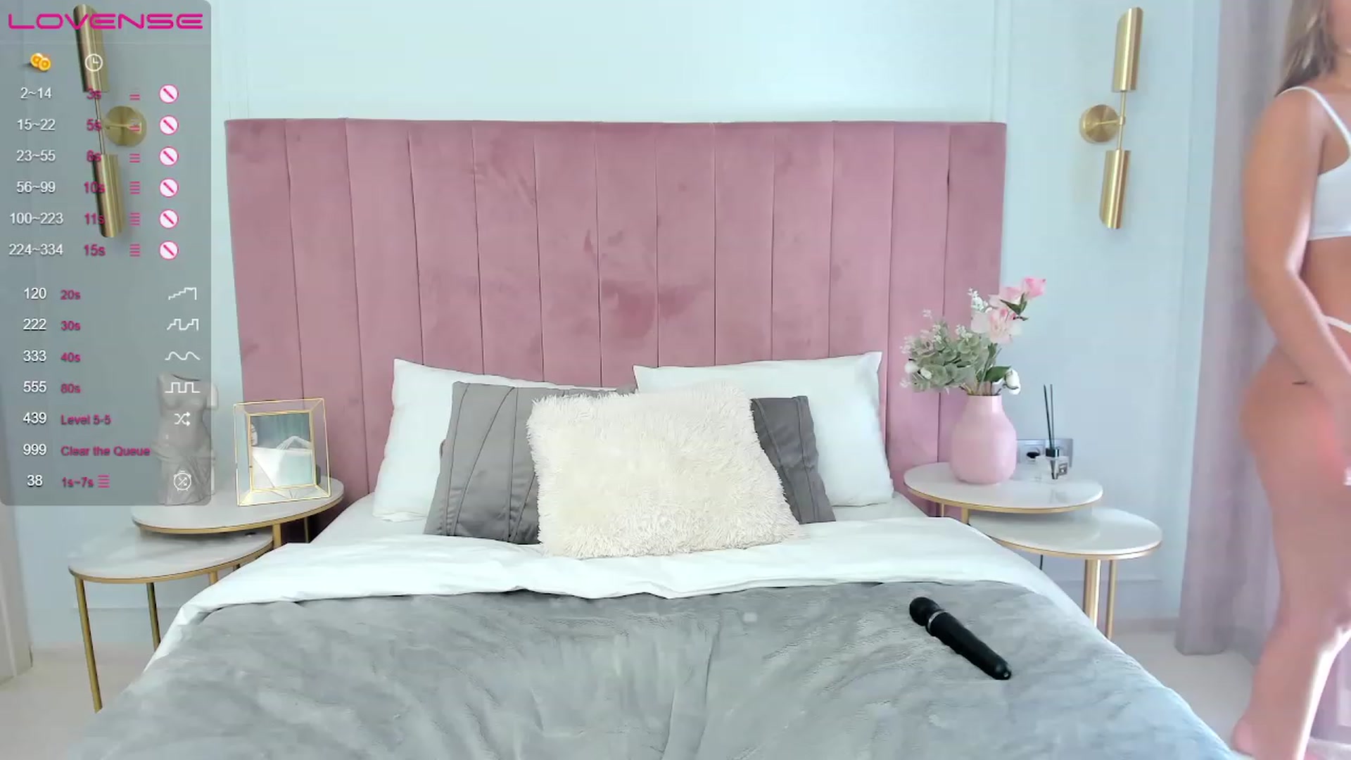 Gallery image thumbnail from MilaVox's myfreecams stream on, 07/04/2023, 07:45 image 9 of 20