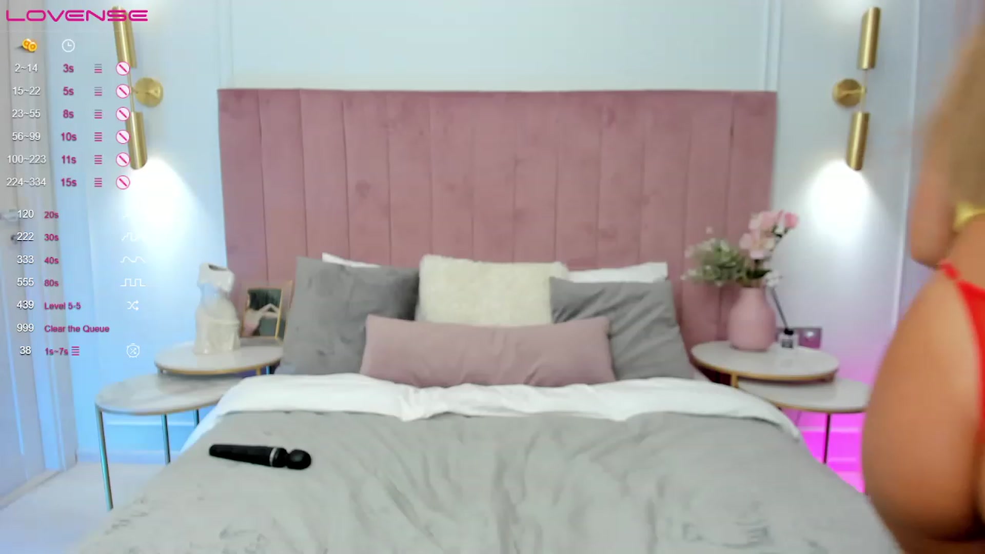 Gallery image thumbnail from MilaVox's myfreecams stream on, 07/25/2023, 05:42 image 16 of 20