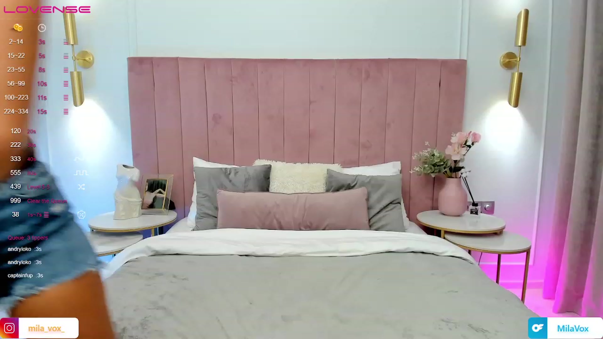 Gallery image thumbnail from MilaVox's myfreecams stream on, 07/25/2023, 11:57 image 15 of 20