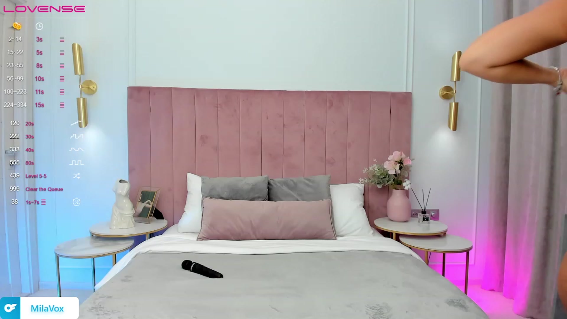 Gallery image thumbnail from MilaVox's myfreecams stream on, 07/29/2023, 12:16 image 10 of 20