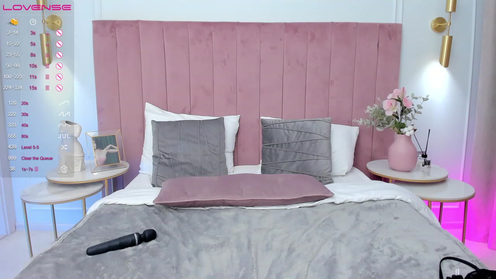 Gallery image thumbnail from MilaVox's myfreecams stream on, 09/16/2023, 14:32 image 10 of 20