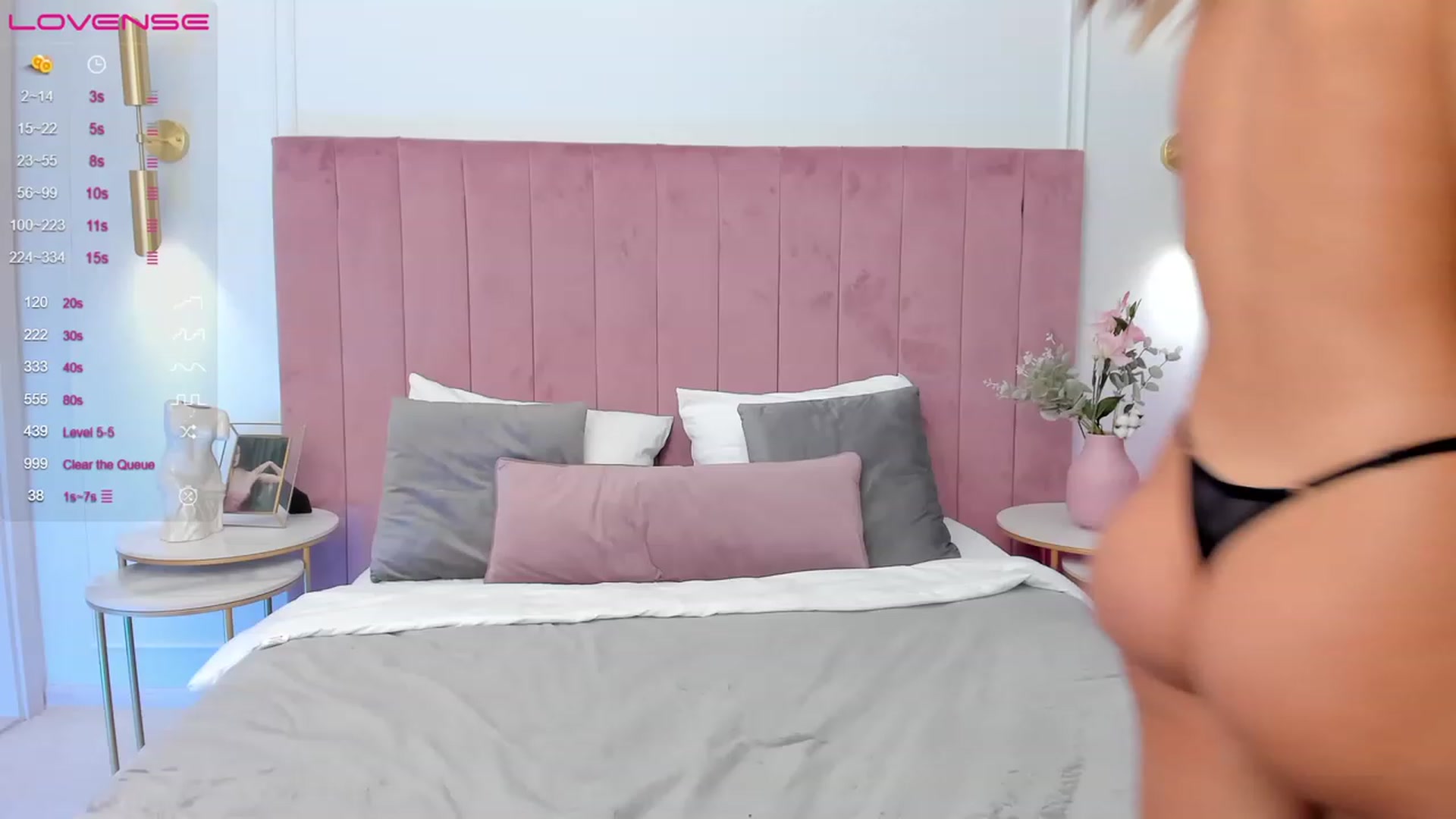 Gallery image thumbnail from MilaVox's myfreecams stream on, 10/04/2023, 18:58 image 18 of 20