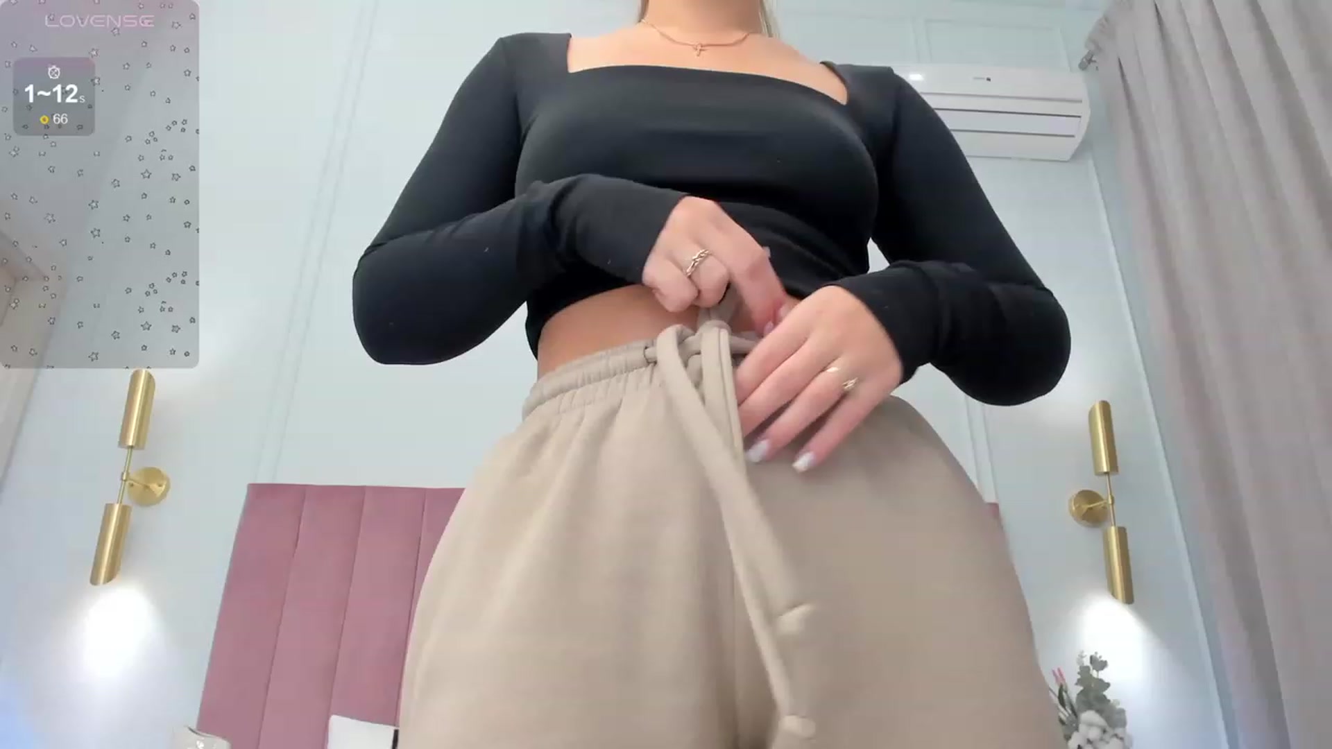 Gallery image thumbnail from MilaVox's myfreecams stream on, 11/14/2023, 12:50 image 15 of 20