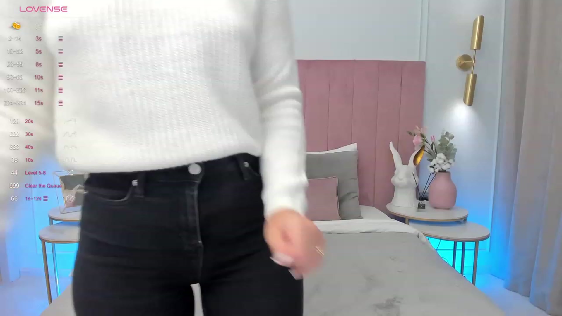 Gallery image thumbnail from MilaVox's myfreecams stream on, 11/15/2023, 19:59 image 12 of 20
