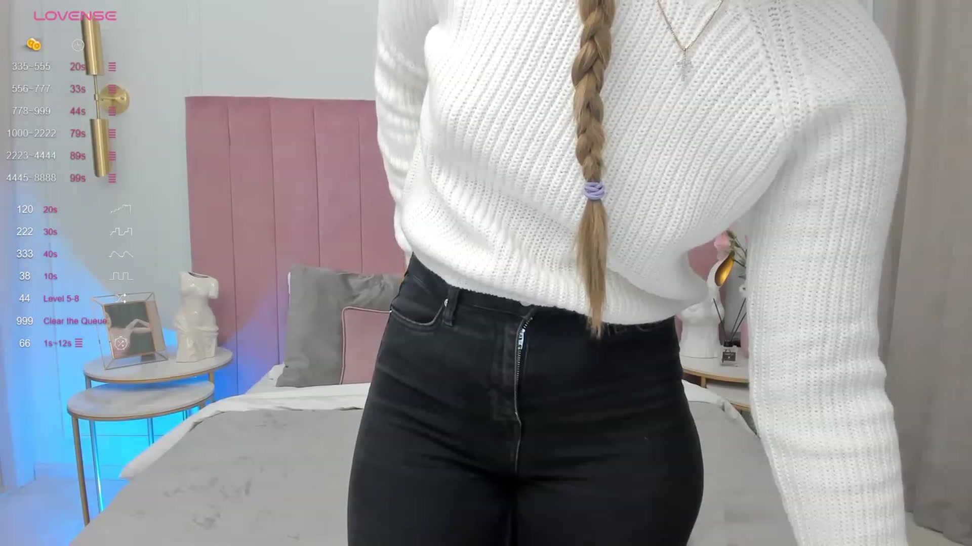 Gallery image thumbnail from MilaVox's myfreecams stream on, 11/15/2023, 19:59 image 18 of 20