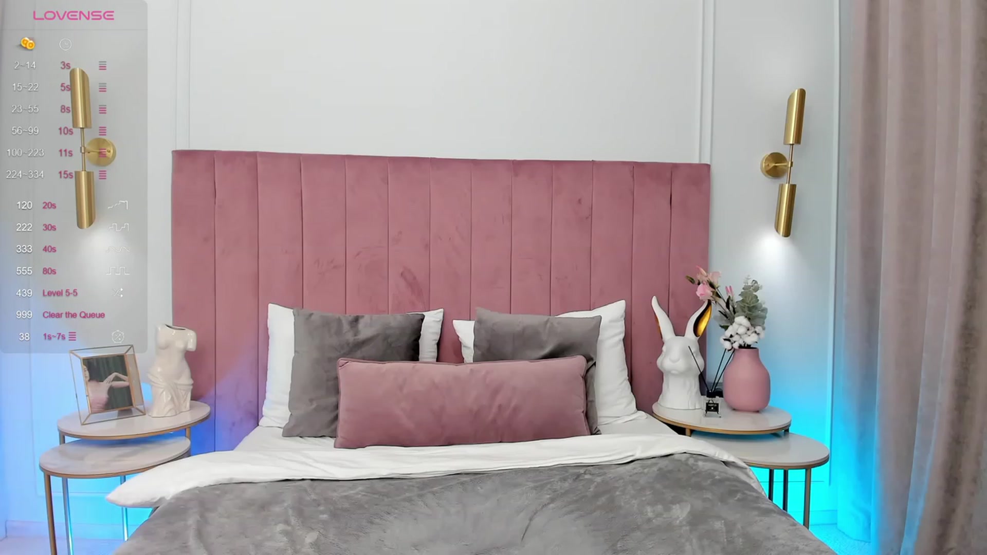 Gallery image thumbnail from MilaVox's myfreecams stream on, 11/22/2023, 19:52 image 18 of 20