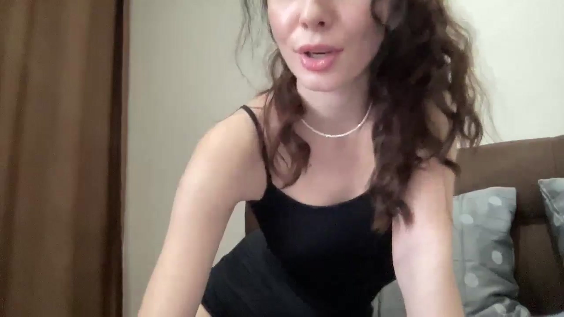 Gallery image thumbnail from MilaWylde's myfreecams stream on, 02/08/2025, 10:46 image 4 of 20