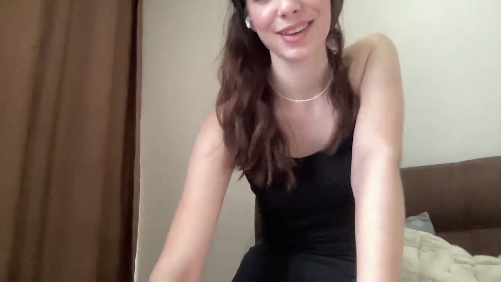 Gallery image thumbnail from MilaWylde's myfreecams stream on, 02/20/2025, 09:47 image 8 of 20