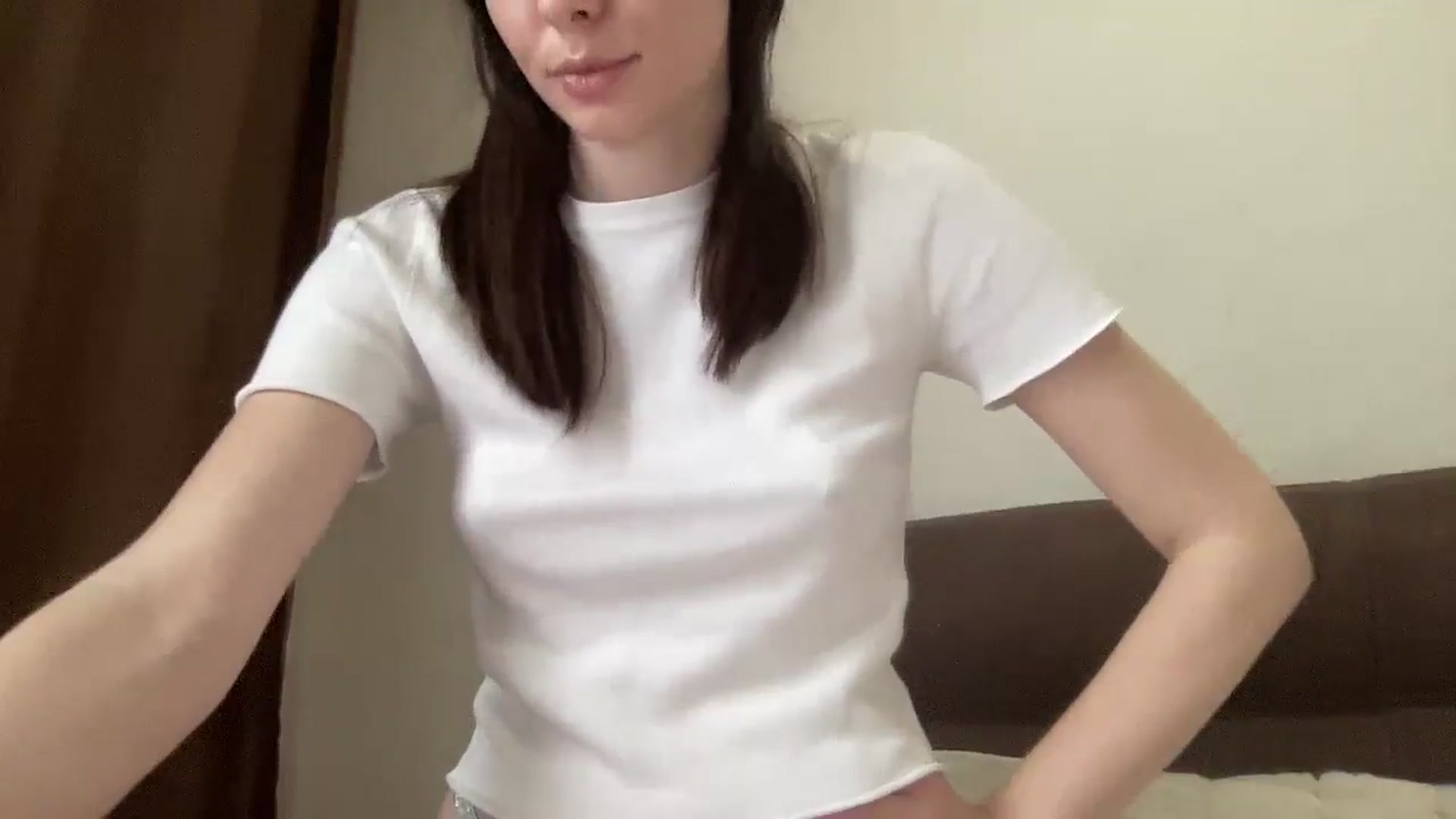 Gallery image thumbnail from MilaWylde's myfreecams stream on, 05/17/2025, 10:19 image 11 of 20