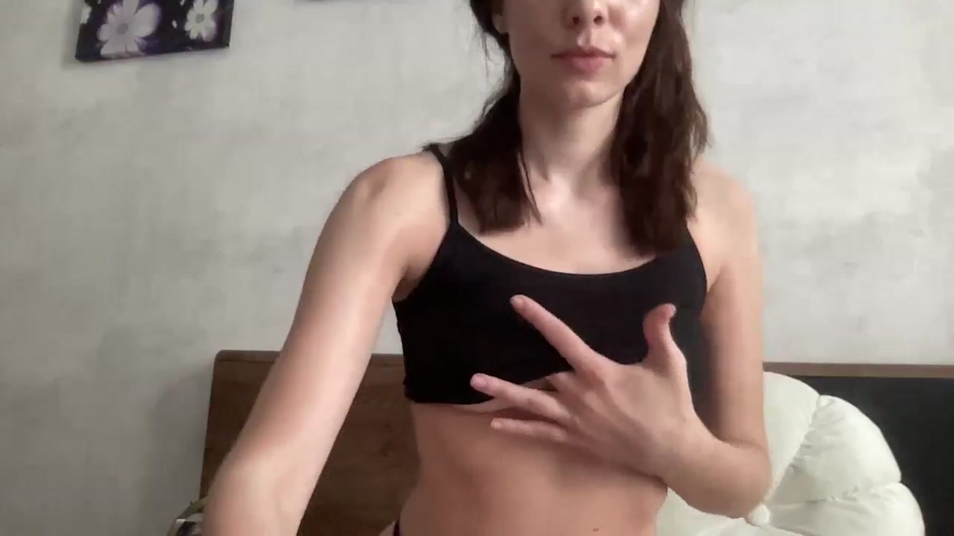 Gallery image thumbnail from MilaWylde's myfreecams stream on, 06/07/2025, 10:27 image 3 of 20