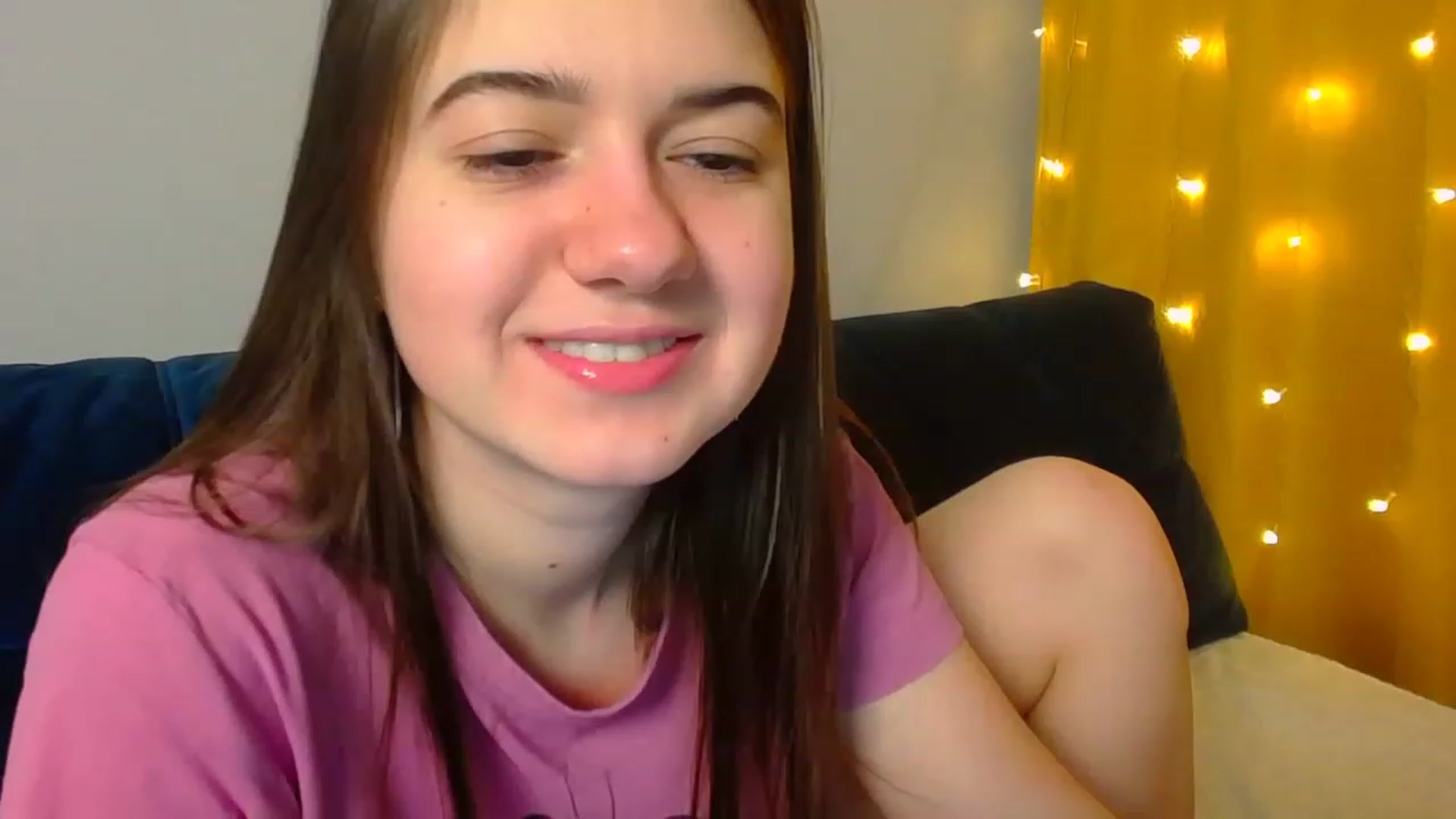 Gallery image thumbnail from MilaXXX_'s myfreecams stream on, 12/26/2022, 11:33 image 17 of 20