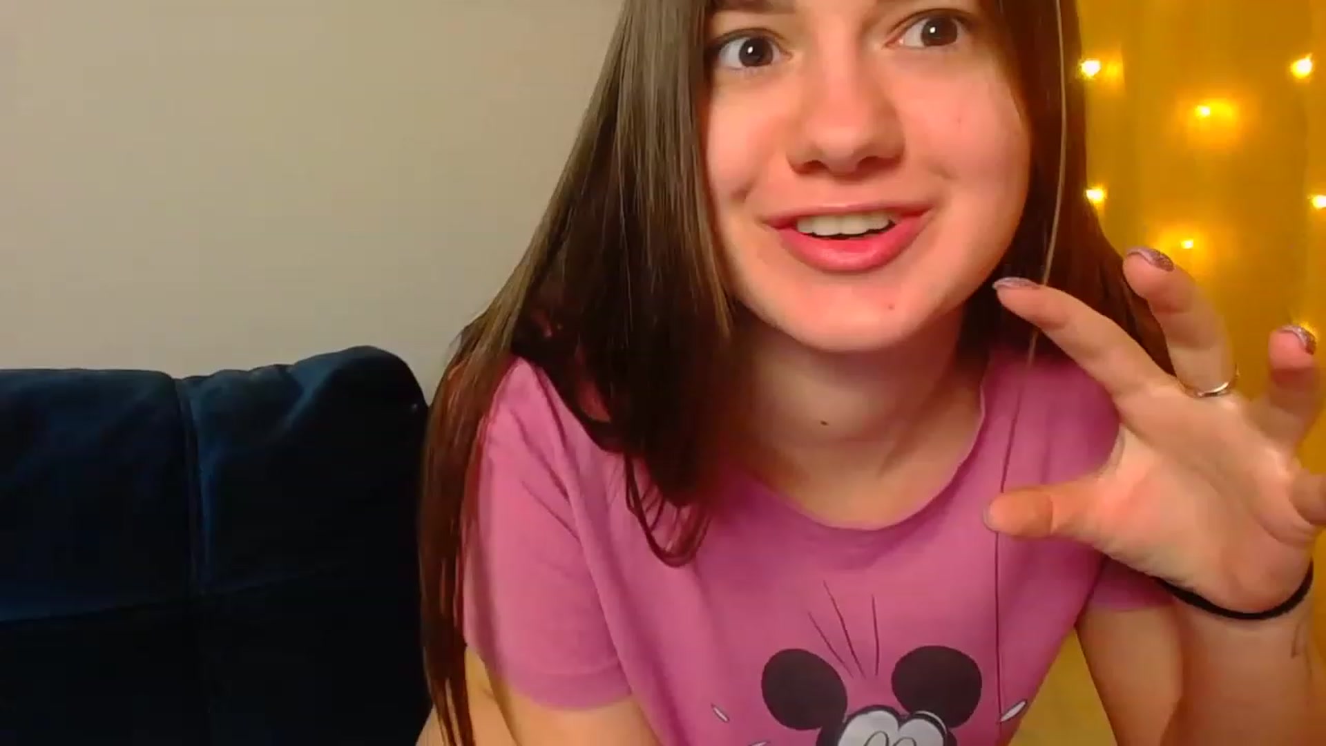 Gallery image thumbnail from MilaXXX_'s myfreecams stream on, 12/26/2022, 13:12 image 8 of 20