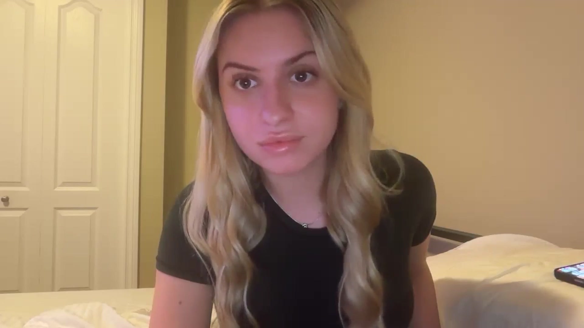 Gallery image thumbnail from Mila_Rome's myfreecams stream on, 12/21/2025, 10:19 image 7 of 20