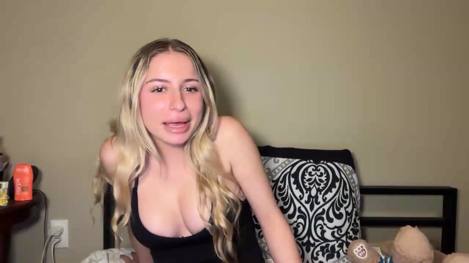 Gallery image thumbnail from Mila_Rome's myfreecams stream on, 09/14/2026, 08:08 image 17 of 20